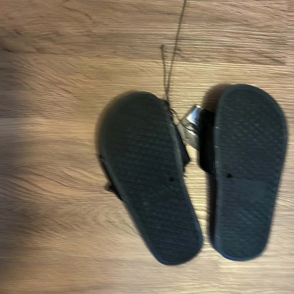 Bebe - Bebe T - OO T Bed Sandal with Satin Knot for Girls Size M 13/1 NWT